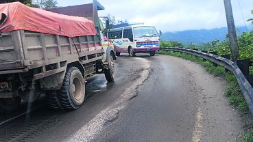 Dhulikel-Kawa road under Araniko Highway to remain closed for four hours today and tomorrow for expansion